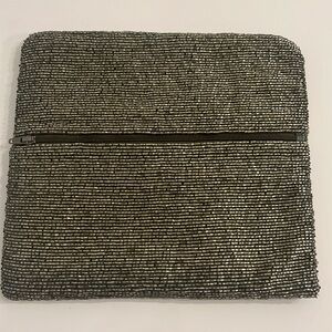 Moyna bided clutch